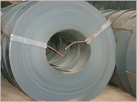 Αγορά Q195, Q215, Q235, SS400, SAE 1006 SAE 1008 Τρίχωμα και διατριβή στην άκρη ζεστώς ελαστικής ταινίας χάλυβα online manufacture