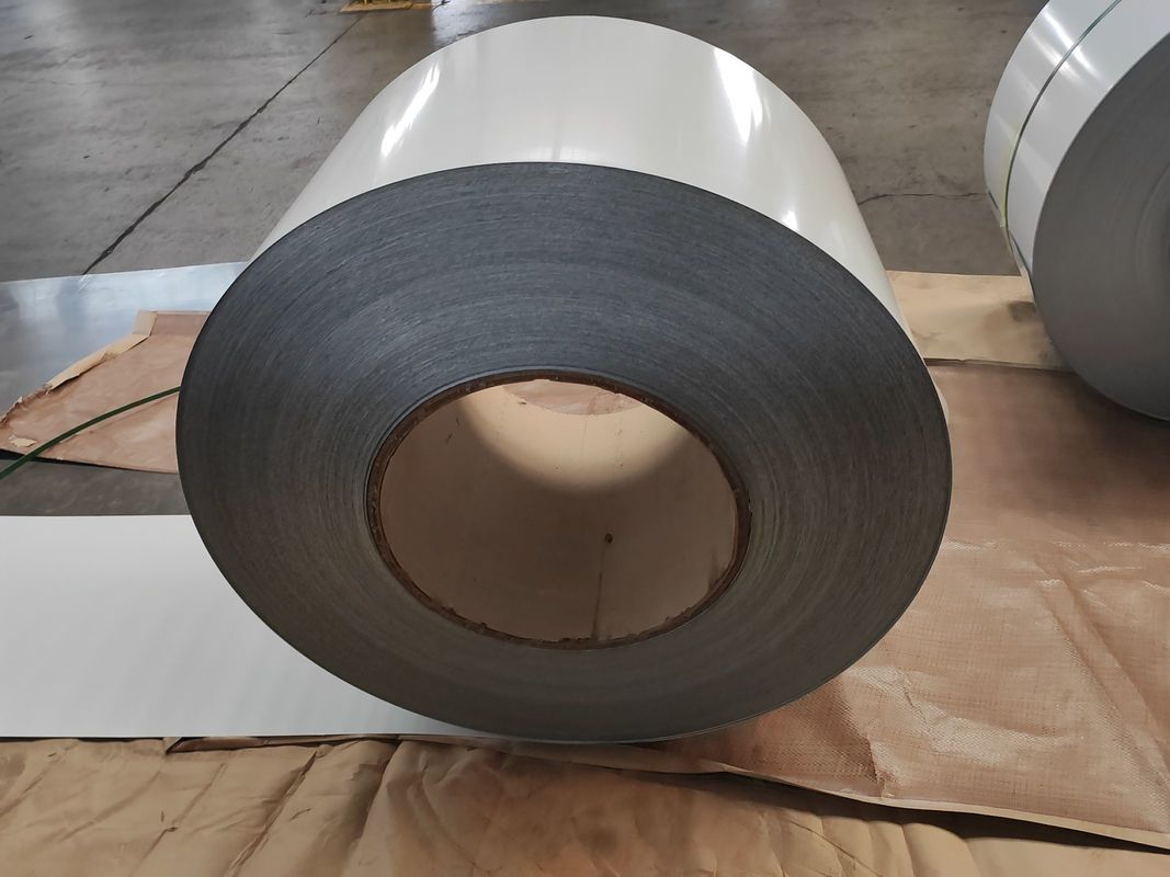 1250mm Προβαμμένο Έγχρωμο Χαλύβδινο Πηνίο με Αντοχή Διαρροής 180–320MPa και Επίστρωση PE / SMP / HDP / PVDF για Εξωτερικά Πάνελ
