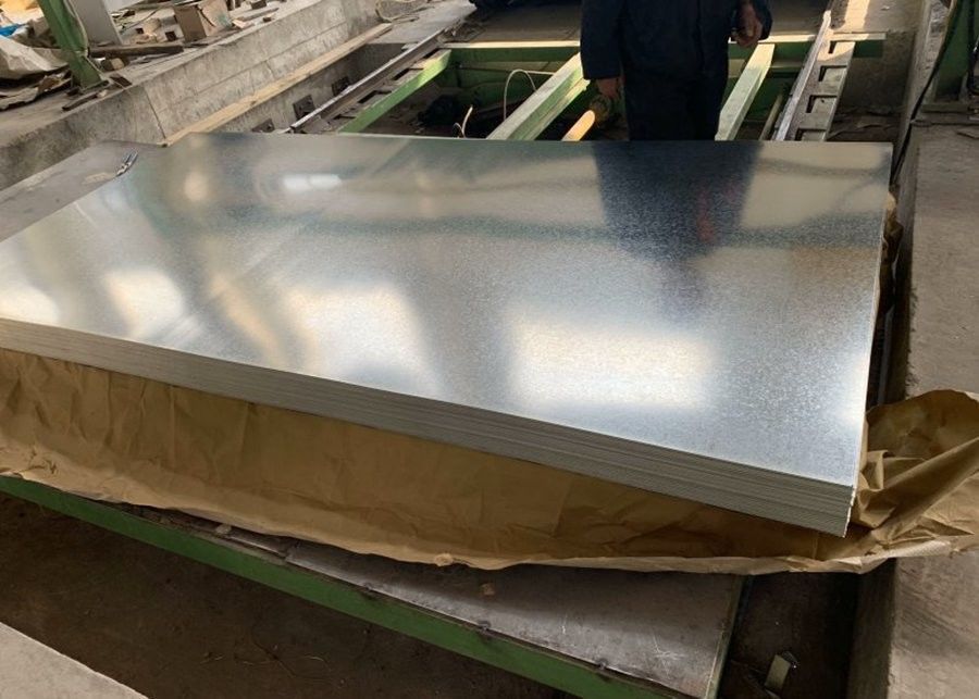 Z90 ∆275 G90 Ζεστό βουτηγμένο γαλβανισμένο χαλύβδινο φύλλο 0,14 ∆3,00 mm για εφαρμογές πλακών δοχείων