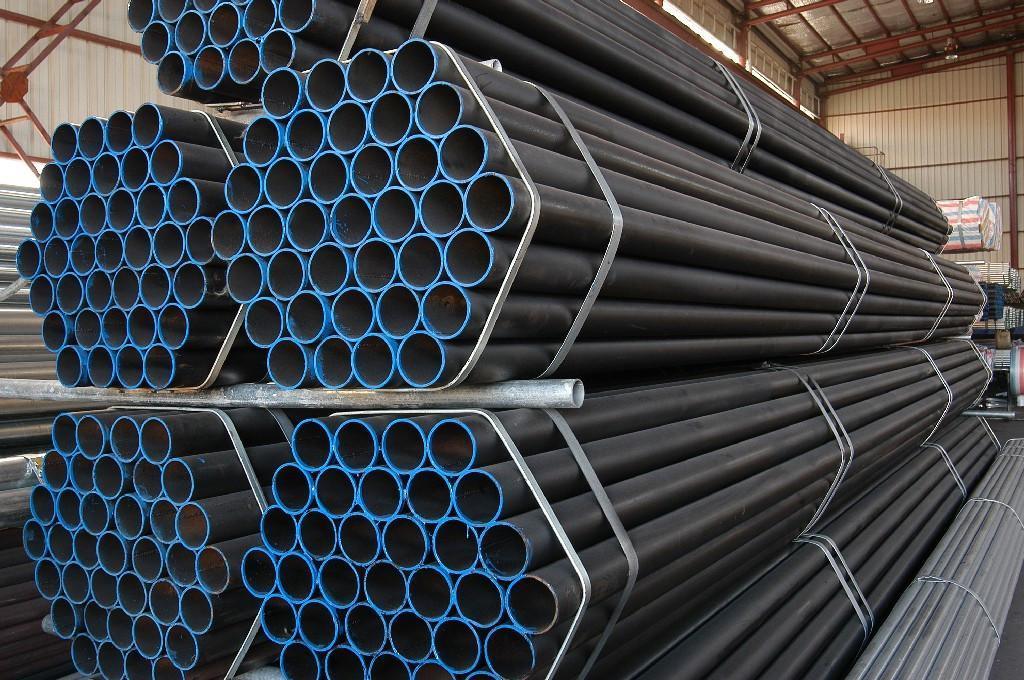 ASTM A53 BS1387 DIN2244 ERW Ζυγισμένοι σωλήνες από χάλυβα με μαύρη γαλβανισμένη και επικάλυψη με λάδι επιφάνεια